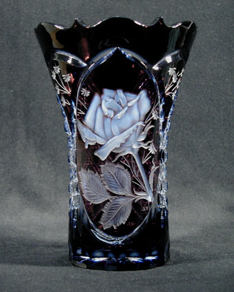 Vase 26 cm, doppelter Überfang "Rose/1" (Nr. 31019)